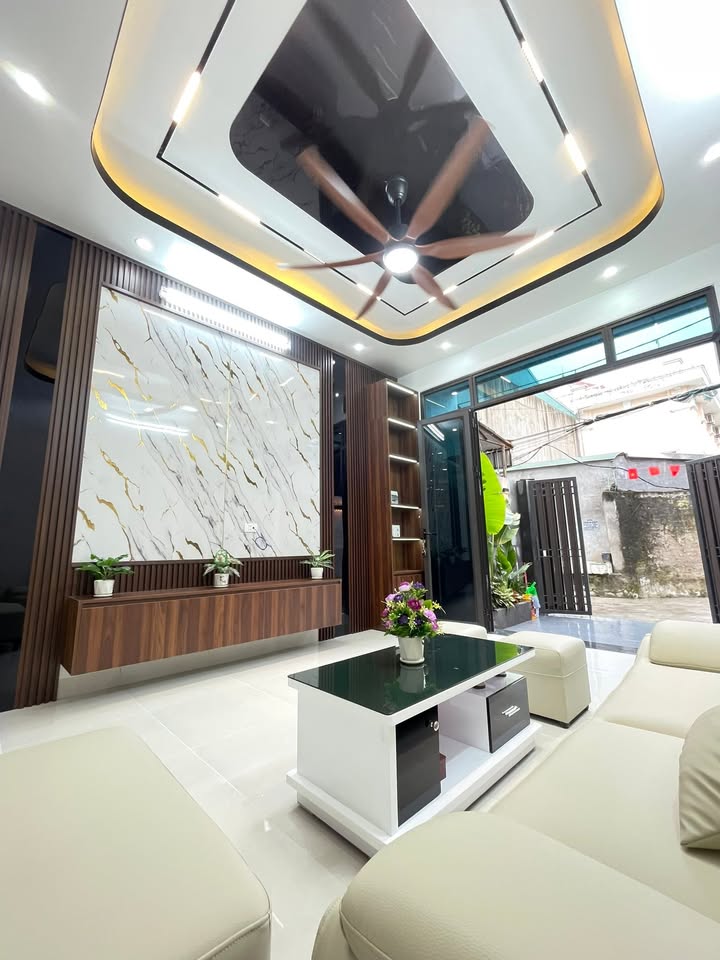 Nhà riêng 8/30 Phùng Khắc Khoan 56m² giá 3.38 tỷ - Thiết kế hiện đại, ô tô vào tận sân!