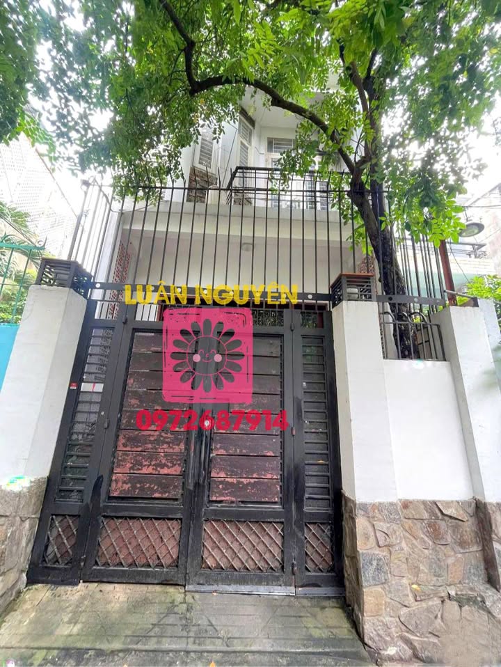 Nhà cho thuê đường Huỳnh Văn Bánh, Phú Nhuận 64m² giá 23 triệu - Nội thất cao cấp, tiện nghi!