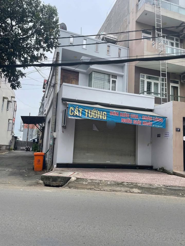 Nhà cho thuê 2 mặt tiền đường Lê Văn Việt, 90m² giá 17 triệu - Vị trí sầm uất, thuận tiện kinh doanh!