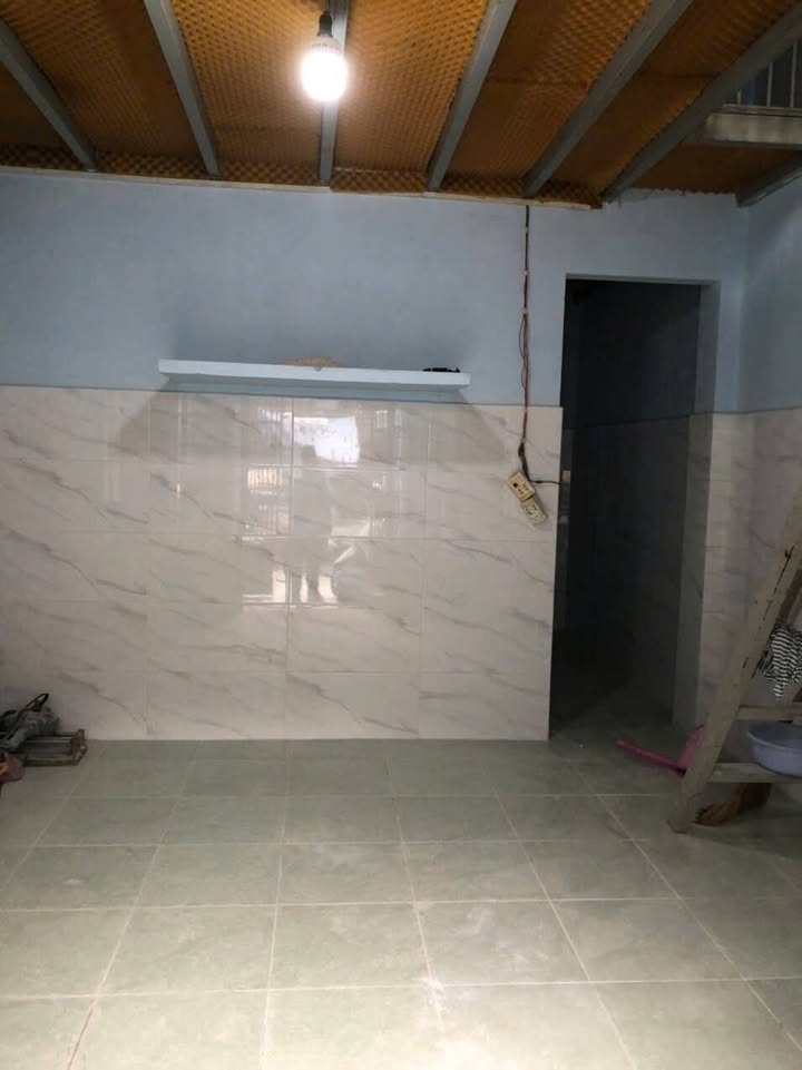 Nhà nguyên căn Hiệp Bình Phước, Thủ Đức 70m² giá 5 triệu - Gần chợ đầu mối Thủ Đức!