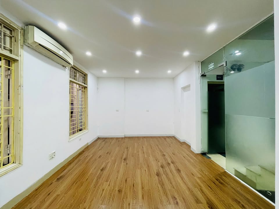 Văn phòng cho thuê tại Cầu Giấy 20m² giá 6 triệu - Không gian làm việc linh hoạt!