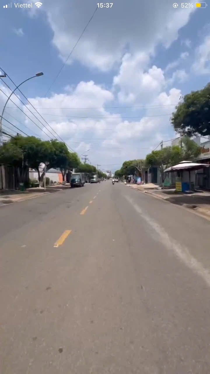 Nhà mặt tiền đường Khổng Tử Long Khánh 176.8m² giá 11.5 tỷ - Kinh doanh thuận lợi!