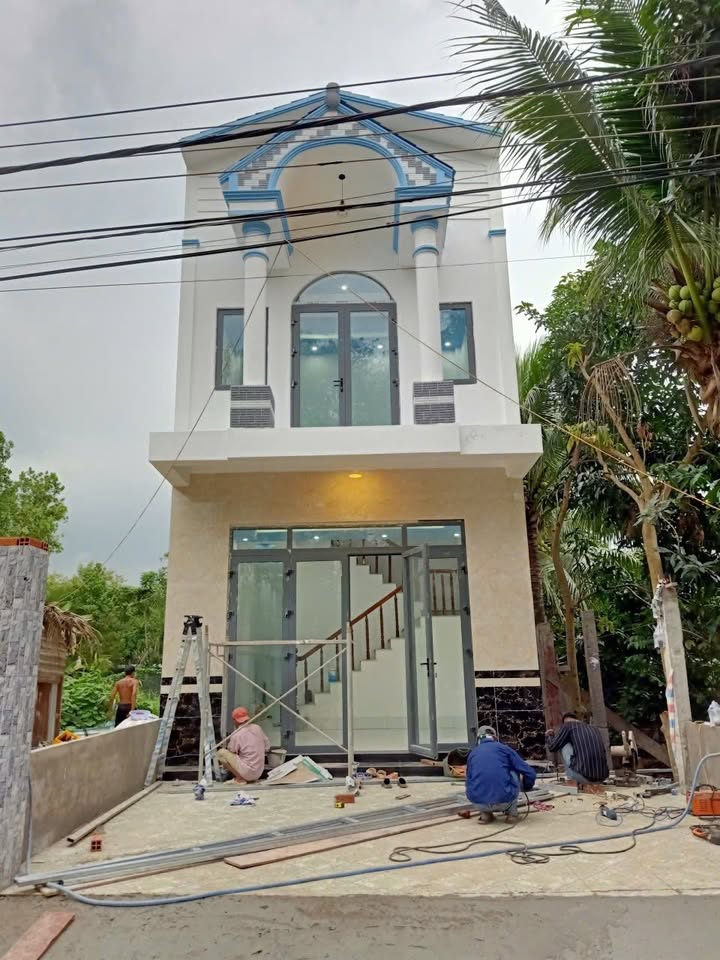 Nhà 2 tầng Cặp Sông Cái Răng Bé, Thường Thạnh, 144m² - Giá 5 tỷ thương lượng!