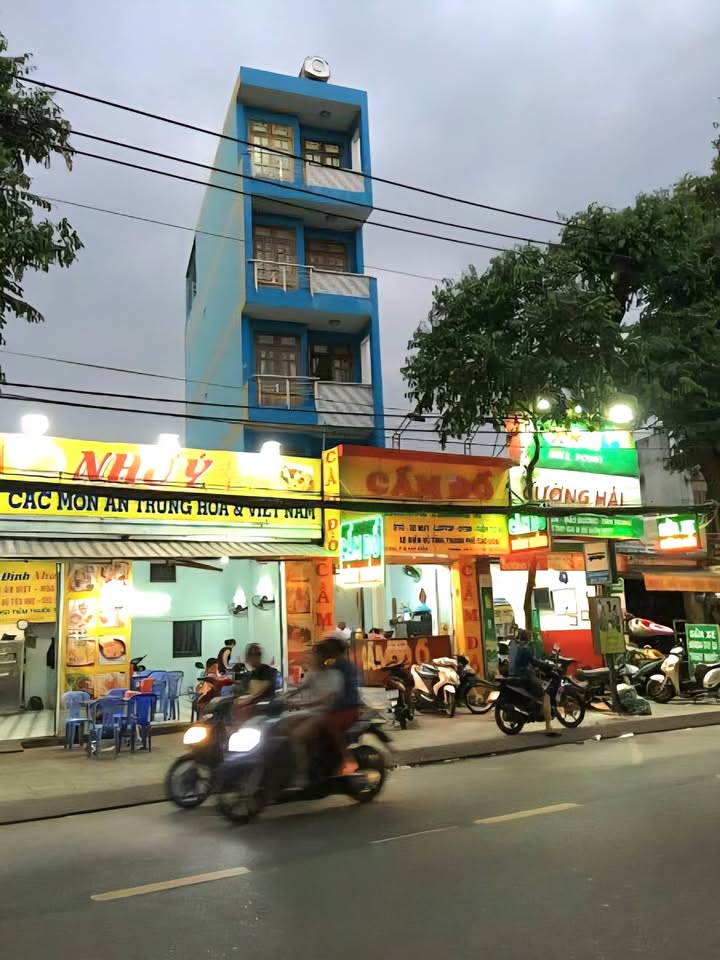 Nhà CHDV mặt tiền Lê Văn Thọ, Gò Vấp, 55m² giá 15.4 tỷ - Đầu tư sinh lời ngay!