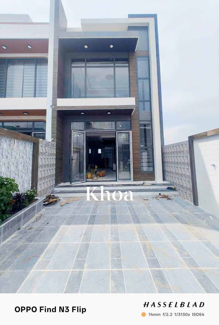 Nhà 1 Trệt 1 Lầu Lửng tại Long Hải 102m² giá 2.85 tỷ - Nhà mới thiết kế hiện đại