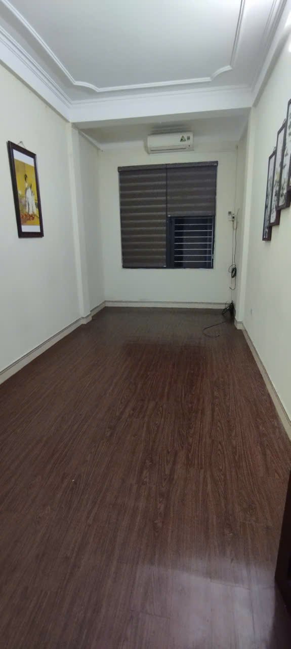 Nhà riêng Giảng Võ 40m² giá chỉ 11 triệu - Sẵn sàng cho thuê lâu dài!