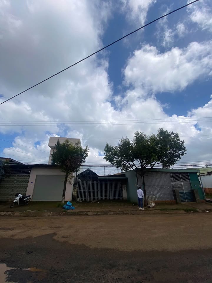 Đất nền mặt đường Phan Đình Phùng, Đức Trọng 350m² giá 3.5 tỷ - Cơ hội đầu tư sinh lời!