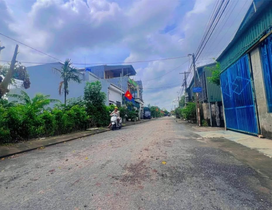 Đất Tiền Hải 92m² giá 1 tỷ - Đường 9m thuận tiện kinh doanh!