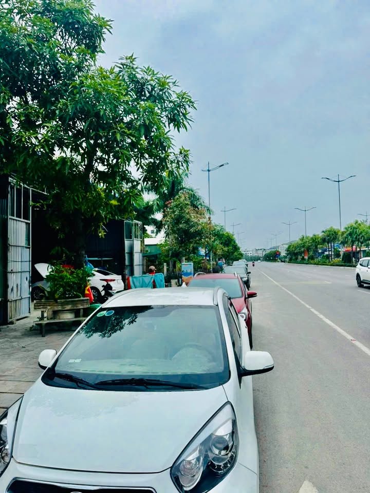 Bán đất tặng nhà xưởng Quốc Lộ 18A 271m² - Đầu tư sinh lời ngay!