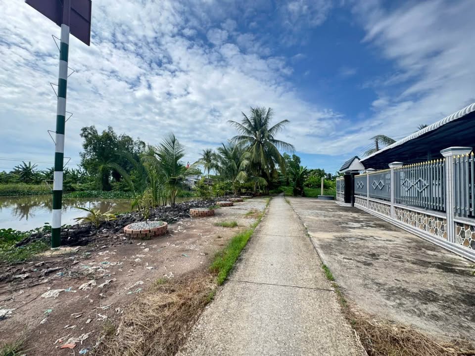 Đất mặt tiền đường Lạc Hồng, phường Vĩnh Thông, 4890m² giá 1 tỷ - Cơ hội đầu tư tốt!