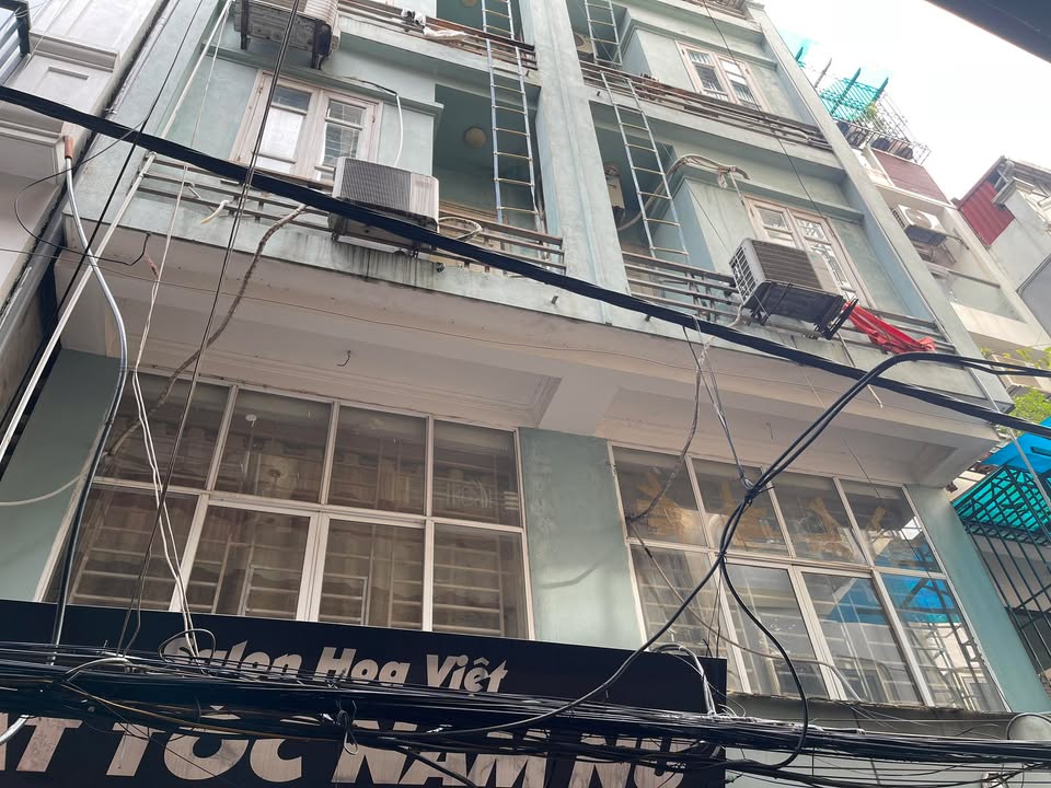 Nhà phố Đại Từ, Hoàng Mai 111m² giá 18 tỷ - Vị trí kinh doanh đắc địa!