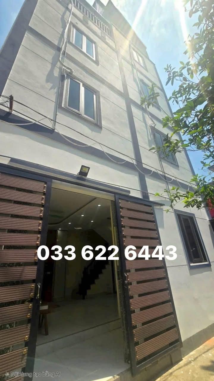 Nhà 4 tầng đẹp Liên Ninh, Thanh Trì 40.5m² giá 5.3 tỷ - Sẵn sàng ở ngay!