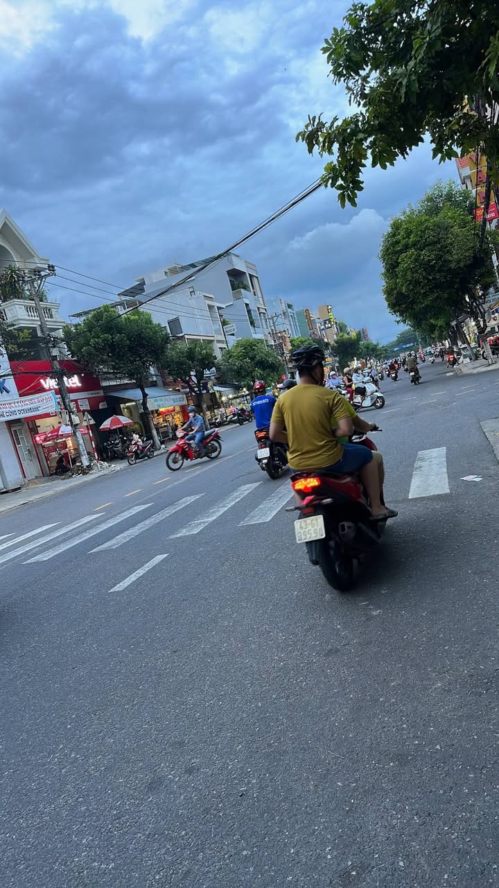 Nhà 2 tầng mặt tiền Ông Ích Đường Cẩm Lệ 54m² giá 11 tỷ - Vị trí vàng kinh doanh sầm uất!