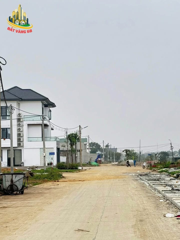 Đất nền Ninh Phúc 318.8m² giá 10 tỷ - Vị trí đẹp, gần trung tâm thương mại!