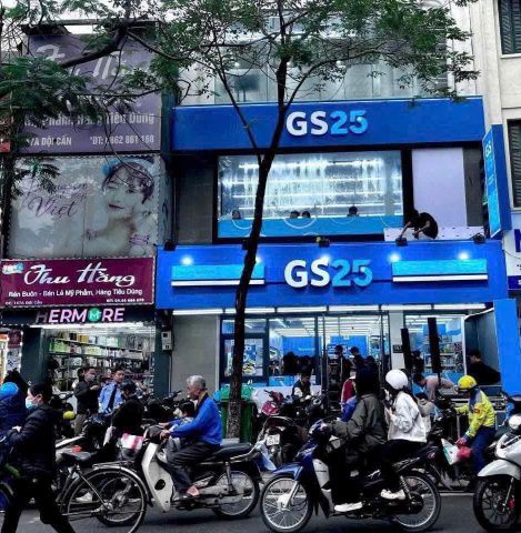 Nhà cho thuê tại Trung Kính - Cầu Giấy, 100m² - Phù hợp cho văn phòng, spa, showroom!