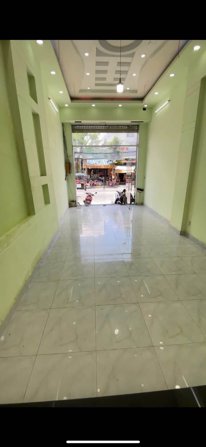 Nhà nguyên căn mặt tiền Dương Thị Mười, quận 12, 84m² giá 19.5 triệu - Kinh doanh sầm uất ngay chợ Hạt Điều!