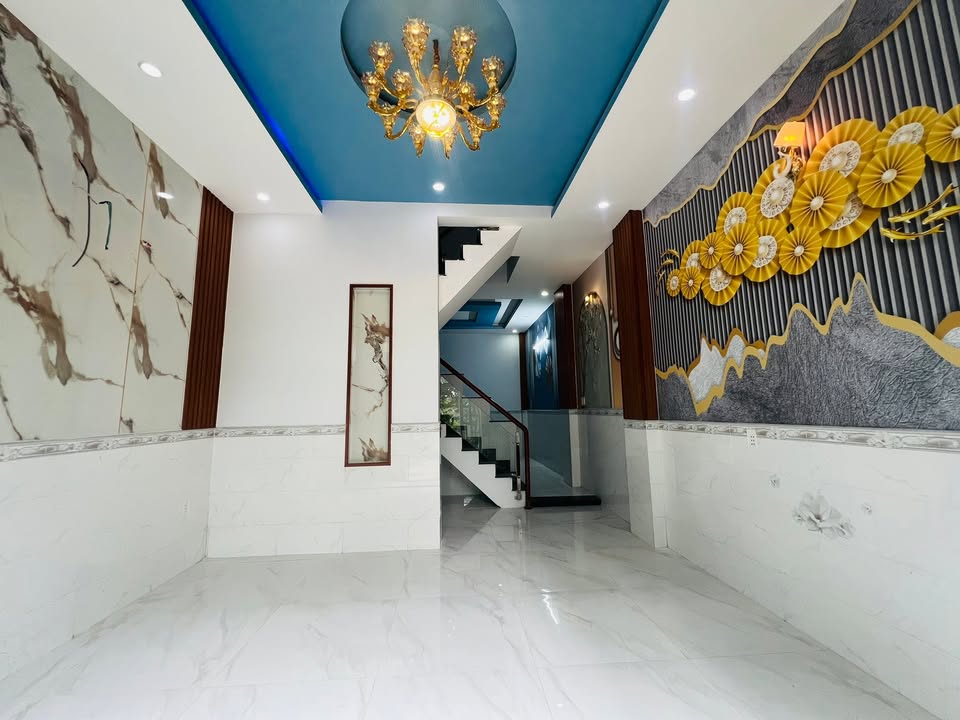 Nhà phố Xuyên Á, Đức Hòa 45m² giá 1.85 tỷ - Dân cư đông đúc, tiện ích đầy đủ!