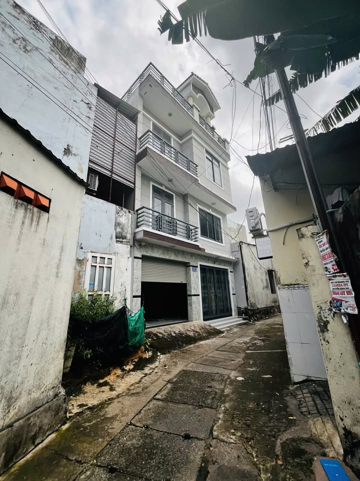 Nhà 1 trệt 2 lầu tại Vũng Tàu 53m² giá 6.4 tỷ - Gara ô tô tiện nghi!