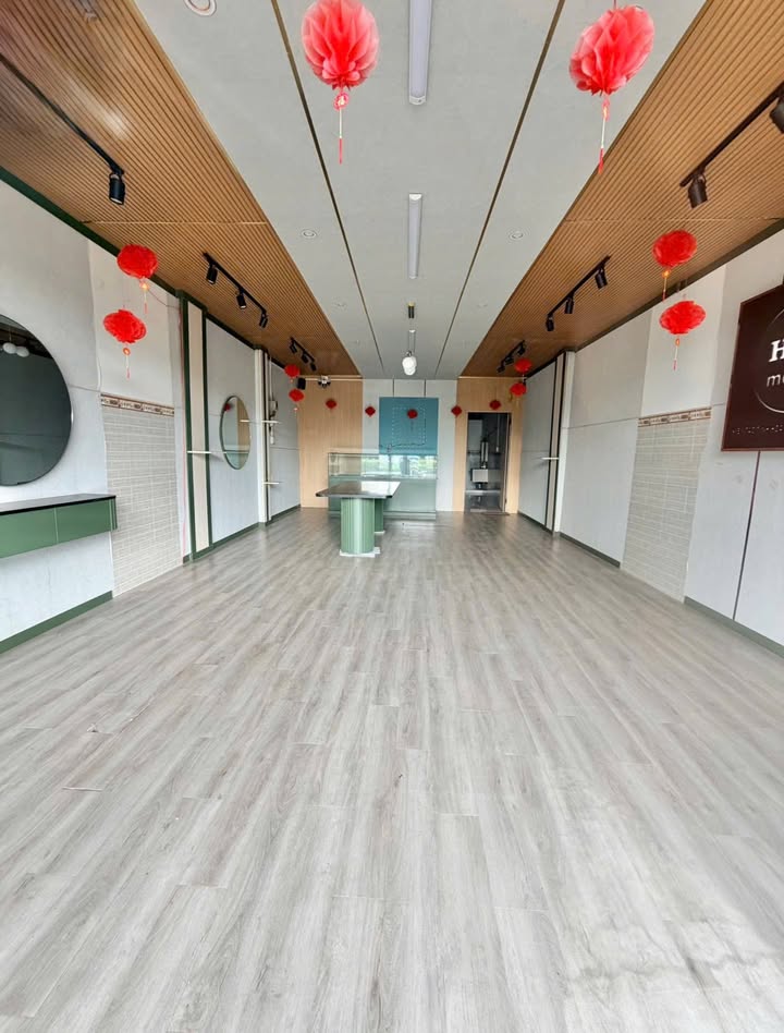 Nhà cho thuê mặt tiền đường Nguyễn Văn Linh, An Khánh, Cần Thơ 80m² - Kinh doanh tự do!