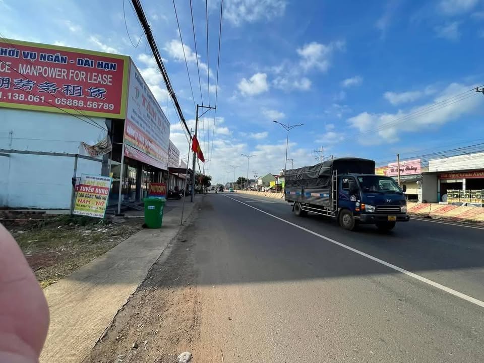 Đất nền Tiến Hưng, Đồng Phú 2142m² giá 5 tỷ - Mặt tiền ĐT741, cơ hội kinh doanh tuyệt vời!