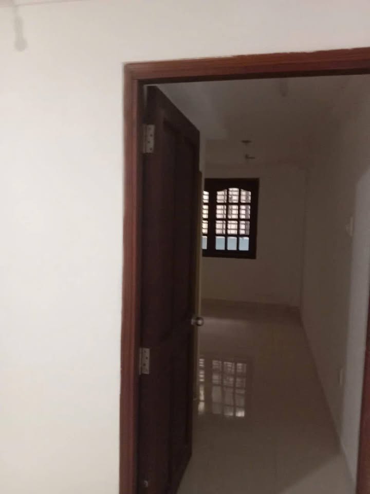 Nhà nguyên căn hẻm xe hơi Tân Hóa, Quận 6 - 3PN, 3WC, giá chỉ 11 triệu