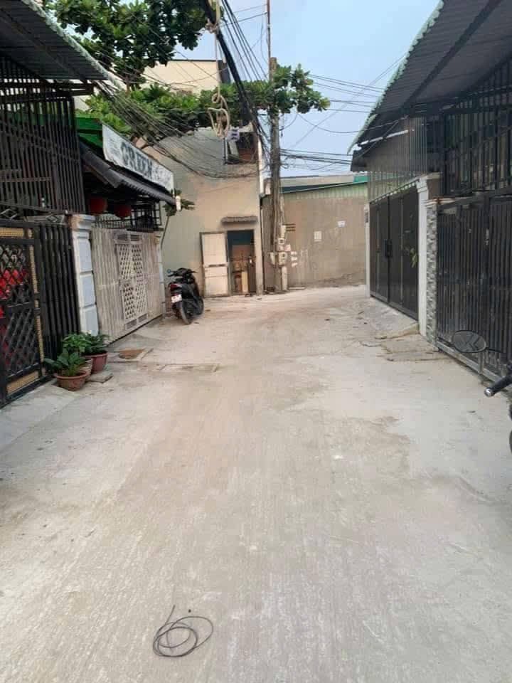 Nhà trệt hẻm 11 Đường 30 Tháng 4, Tân An 56m² giá chỉ 2.2 tỷ - Thuê ngay thu nhập ổn định!