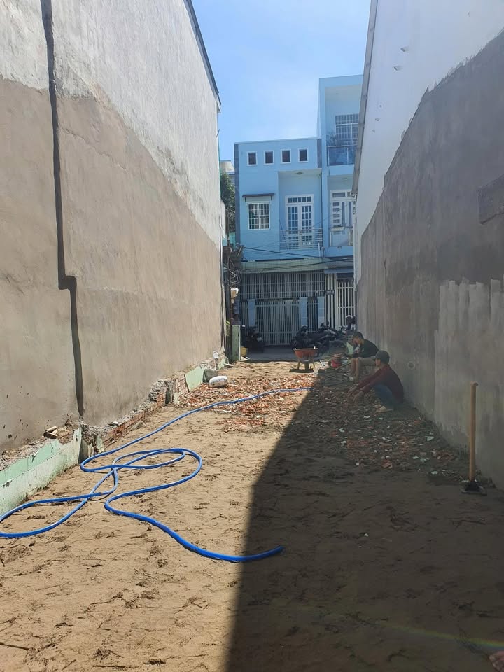 Đất nền hẻm ô tô Nguyễn Văn Cừ 72m² giá 3.5 tỷ - Cơ hội đầu tư hiếm có!