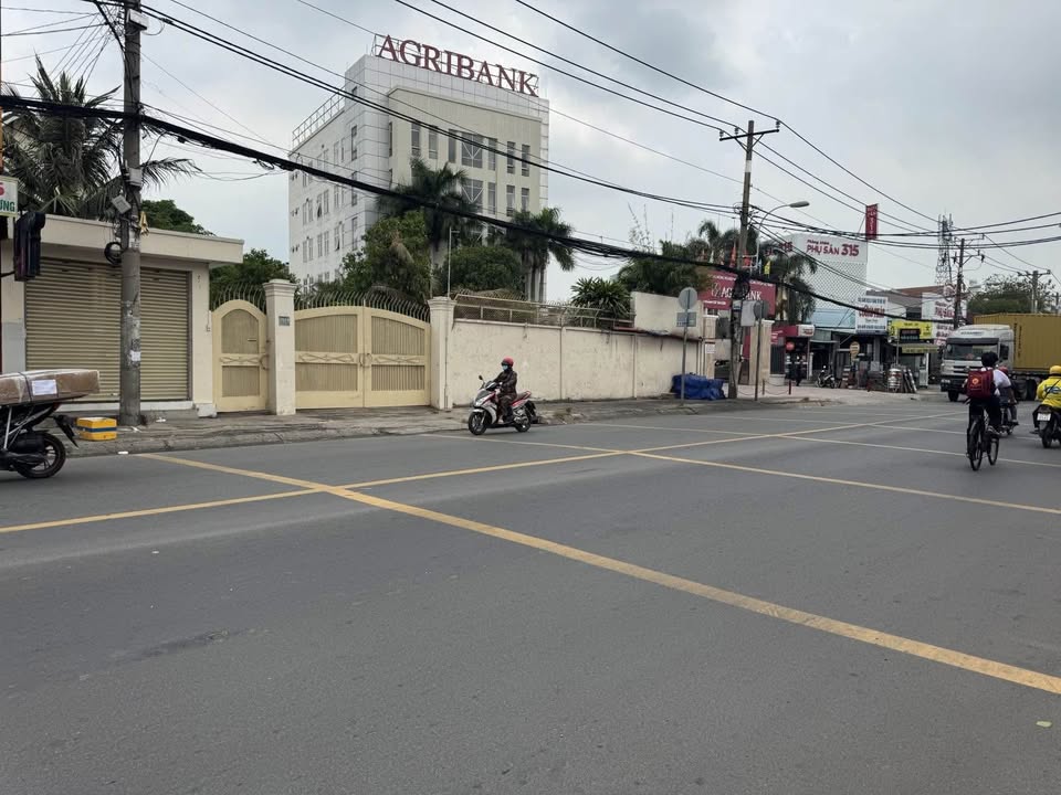 FrontHouse Quận 12 - 520m² giá 41 tỷ - Mặt tiền kinh doanh cực hiếm!