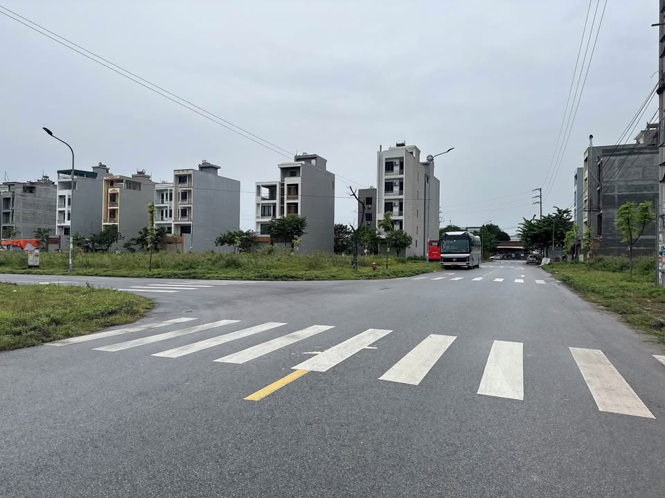 Đất nền Khắc Niệm, Bắc Ninh 93,5m² giá 7 tỷ - View vườn hoa tuyệt đẹp!