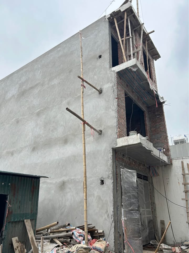 Nhà 3 tầng Phú Xuân 56m² giá 2.1 tỷ - Hoàn thiện theo ý thích!