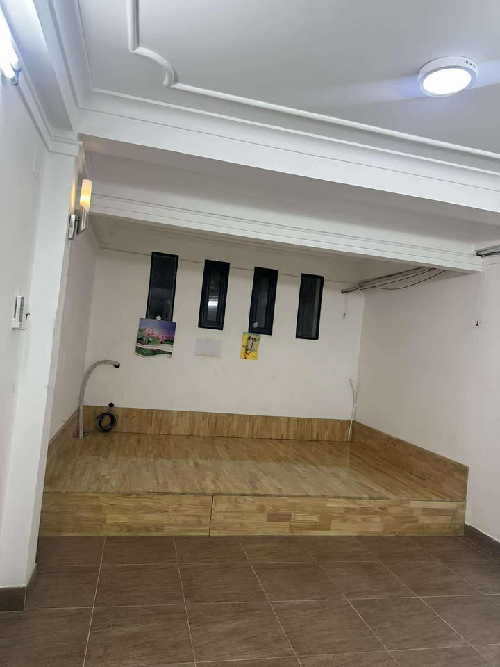Nhà thuê hẻm xe hơi Vĩnh Viễn Quận 10, 35m² giá 16 triệu - Phù hợp cho gia đình làm online!