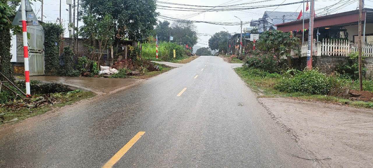 Lô đất 1933m² mặt đường TL 415, Ba Vì - Giá chỉ 7.732 tỷ, view núi tuyệt đẹp!