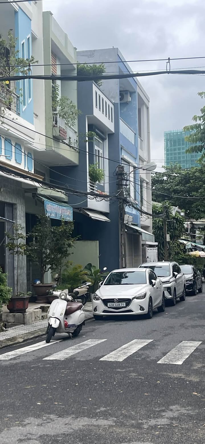 Nhà 2 tầng mặt tiền Mỹ An 7, quận Ngũ Hành Sơn, 100m² giá 11.5 tỷ - Đầu tư sinh lời tuyệt vời!