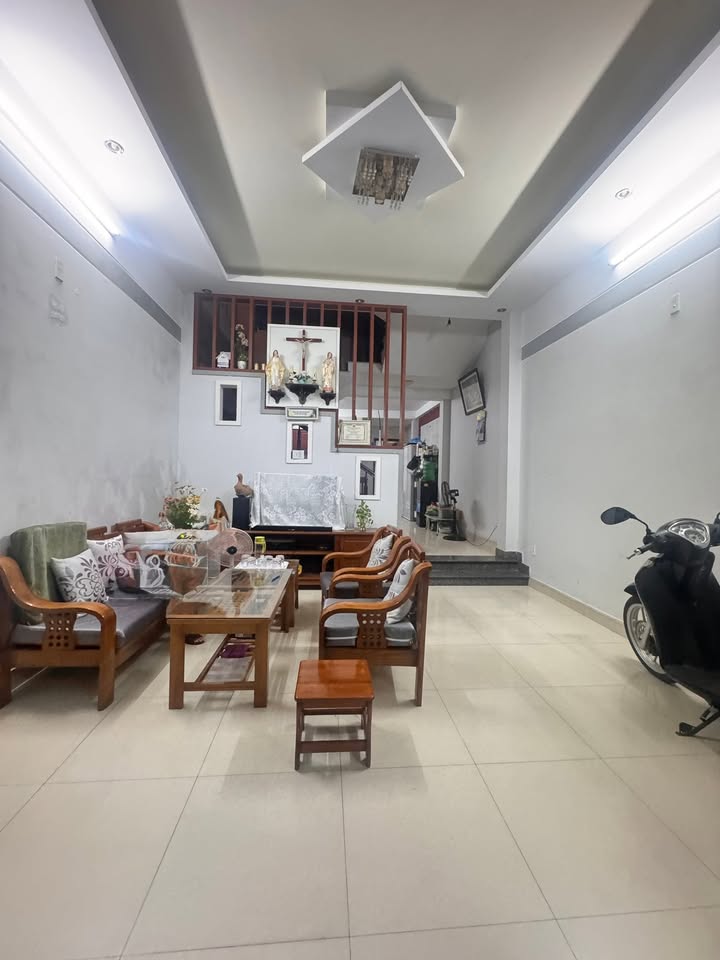 Nhà 3 Tầng Mặt Tiền Phú Lộc 21, Hòa Minh, Đà Nẵng - 81m² giá 6.35 tỷ - Gần Biển!