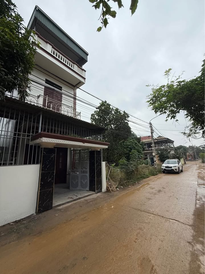 Nhà 3 tầng kiên cố tại Bình Yên, Thạch Thất - Diện tích 87m², giá thỏa thuận - Sẵn sàng ở ngay!