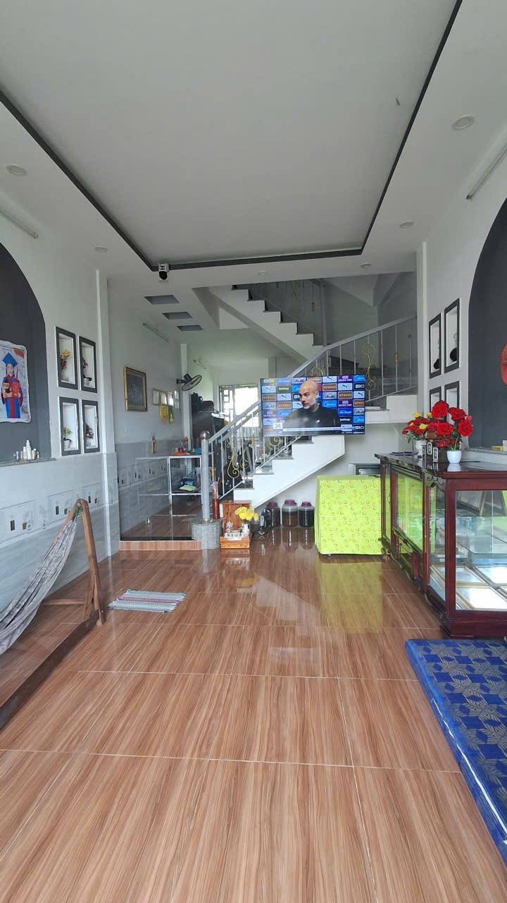 Nhà 1 trệt 1 lầu tại phường Long Tuyền, Cần Thơ - Giá 1.5 tỷ, ô tô vào tận nhà!