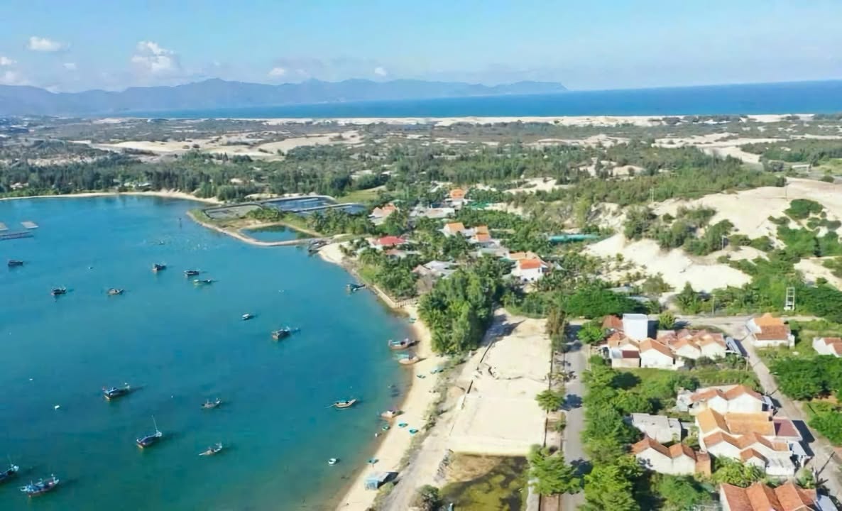 Đất TĐC Vĩnh Yên, Vạn Thạnh, 100m² giá 1.6 tỷ - Vị trí đắc địa gần biển!