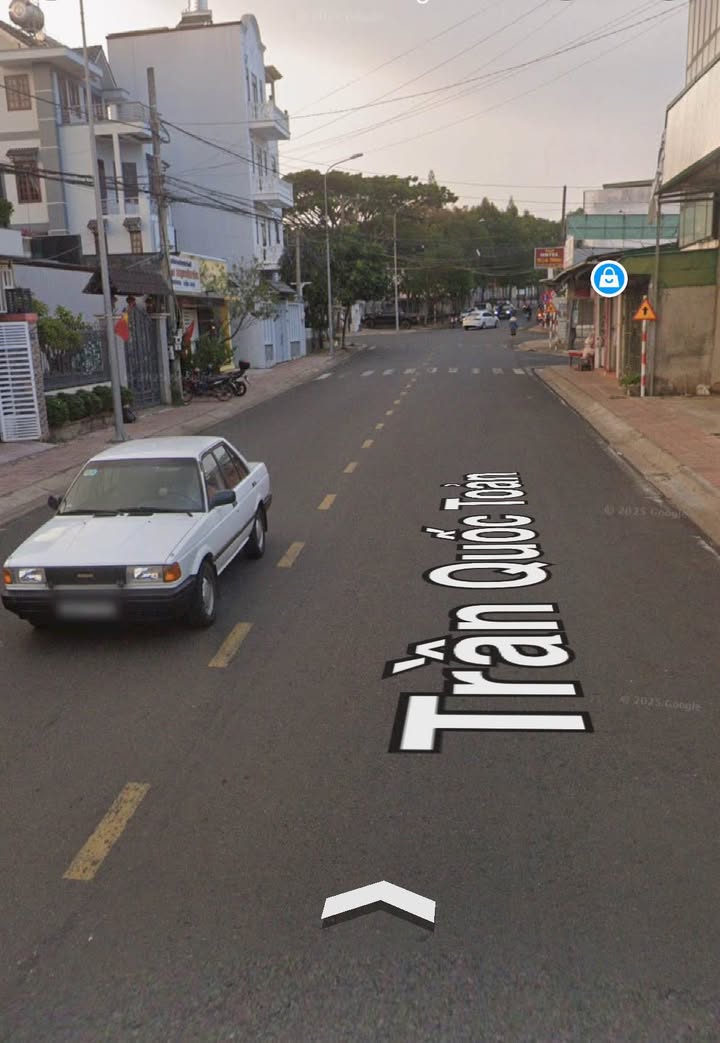 Nhà mặt tiền Trần Quốc Toản, B'lao, Bảo Lộc 175m² - Giá chỉ 4.3 tỷ, thuận tiện kinh doanh!