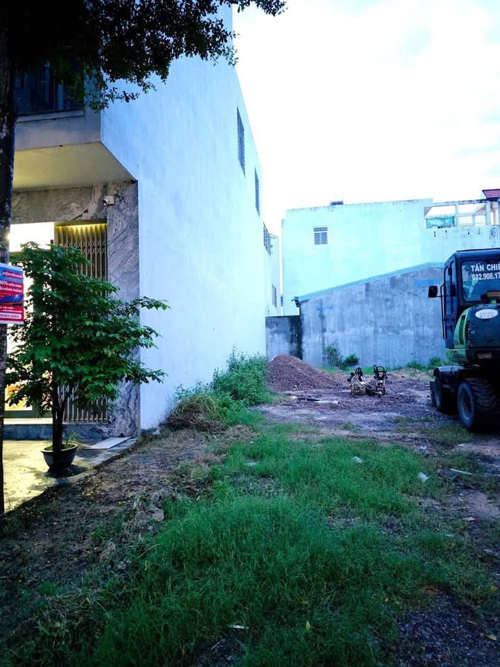 Đất Mặt Tiền Kinh Doanh Trần Văn Dũng, Đống Đa, Quy Nhơn 80m² giá 3.8 tỷ - Cơ hội đầu tư hấp dẫn!