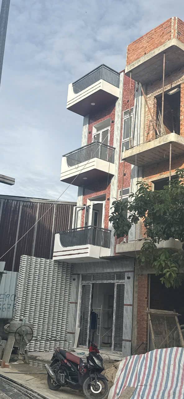 Nhà 3 Tầng KDC An Phú Bình Dương 63m² giá 4.15 tỷ - Full nội thất sang trọng!