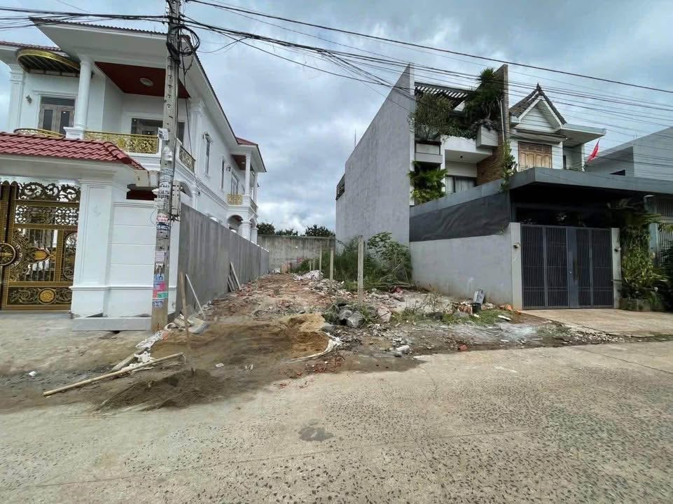 Đất mặt tiền Trần Cừ Buôn Ma Thuột 108m² giá 4.2 tỷ - Cơ hội đầu tư vàng!