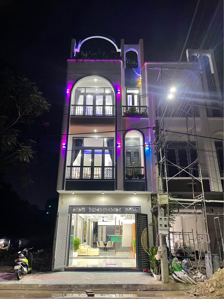 Nhà phố Thuận Giao 120m² giá 6.7 tỷ - Thiết kế hiện đại, full nội thất!