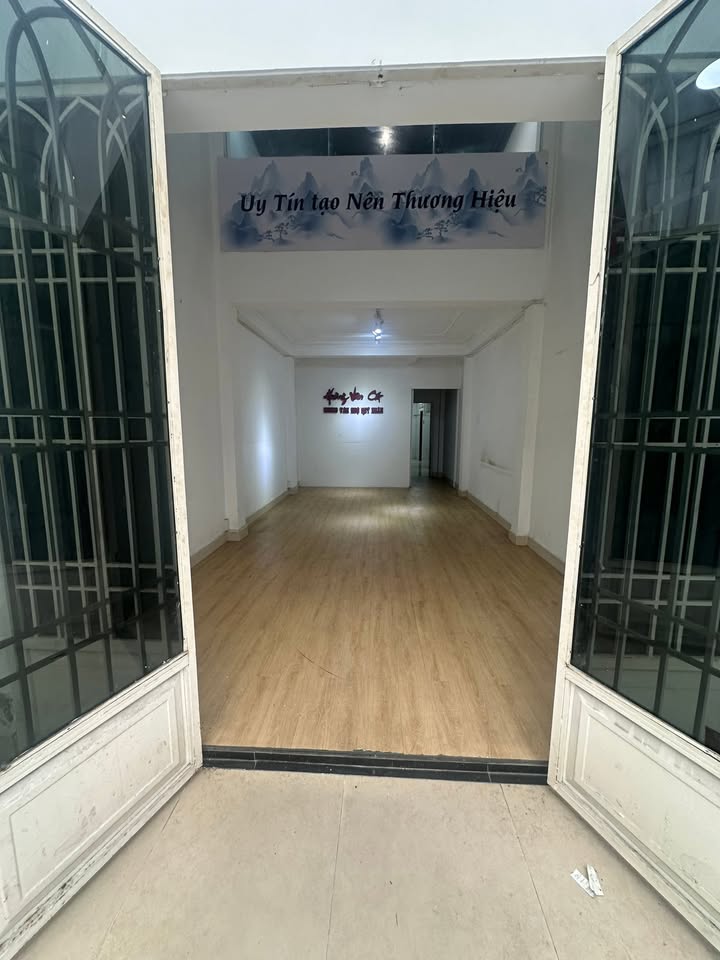 Nhà cho thuê hxh Nguyên Hồng, Tân Bình 68m² giá chỉ 14 triệu - Lý tưởng làm văn phòng!