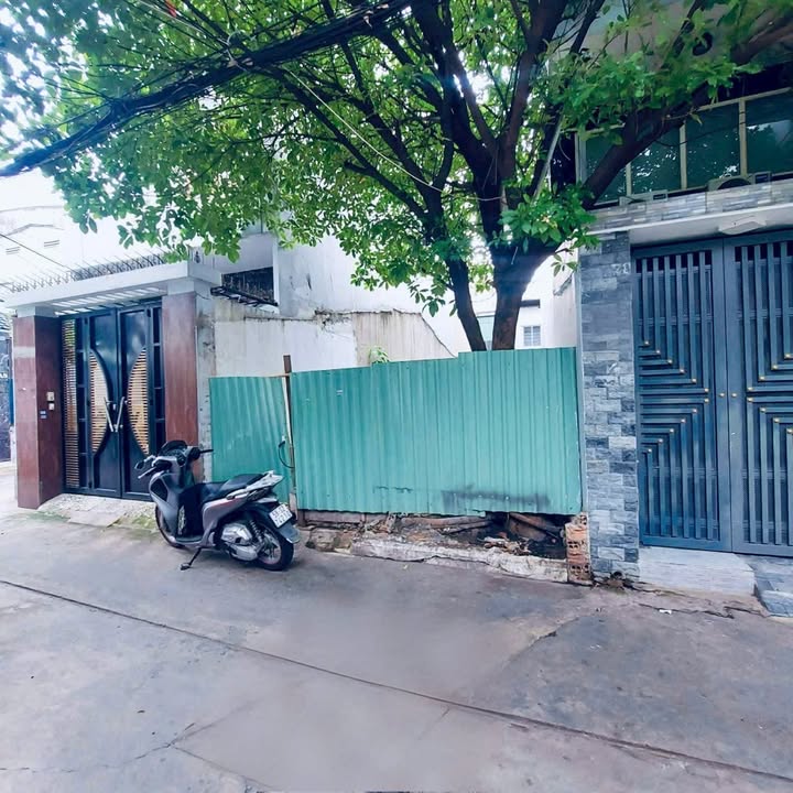 Đất trống hẻm xe hơi 84m² tại Phú Nhuận chỉ 9.7 tỷ - Tiện xây mới!