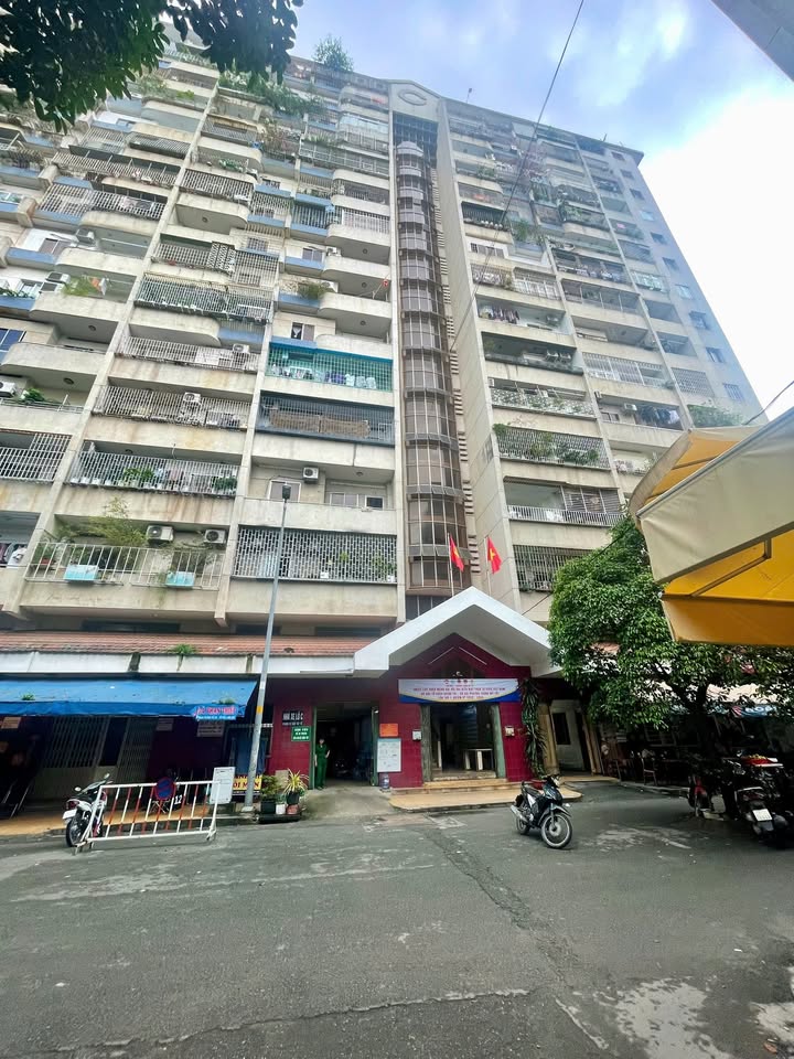 Chung cư 76C Ngô Tất Tố, Bình Thạnh 64m² giá 3.8 tỷ - Sổ hồng chính chủ, vị trí đắc địa!