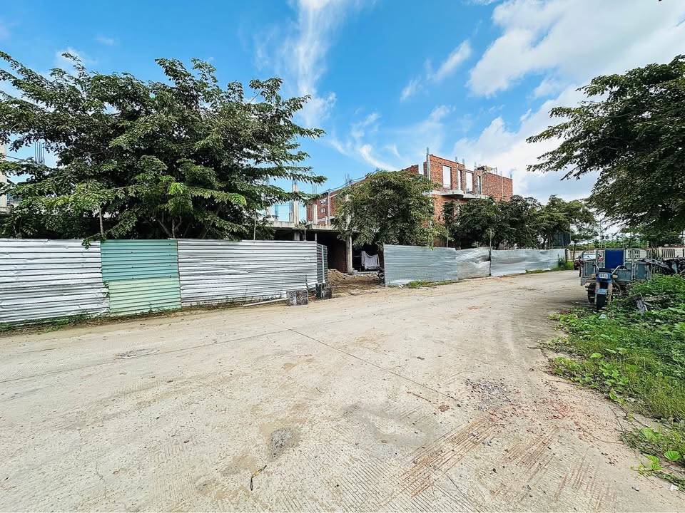 Đất nền KĐT Hoàng Phát Bạc Liêu 100m² - Sổ hồng cầm tay, đầu tư sinh lời!