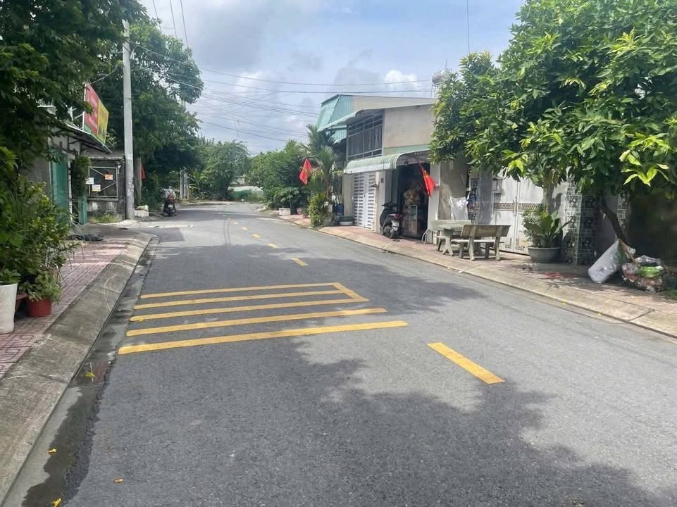 Đất mặt tiền đường Tân Hiệp 32, Hóc Môn 145m² giá 3.9 tỷ - Sổ hồng riêng chính chủ!