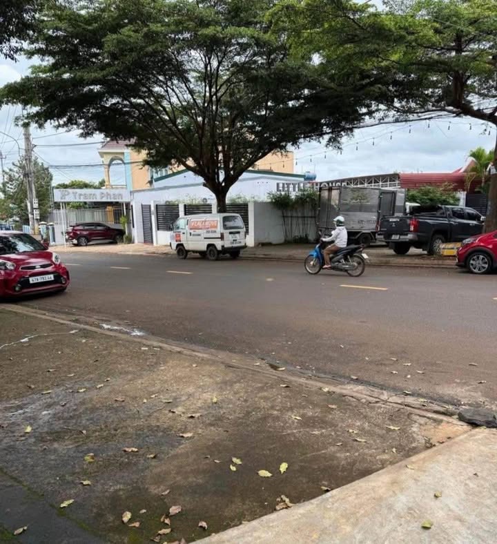 Nhà mặt tiền Y Ngông Buôn Ma Thuột 80m² giá 9.2 tỷ - Đầu tư sinh lời ngay!