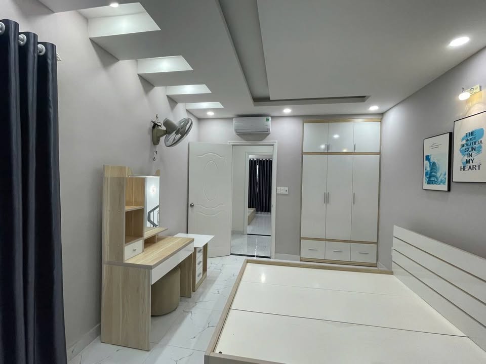 Shophouse Bến Lức 85m² giá 4 tỷ - Bán gấp view sông Vàm Cỏ!