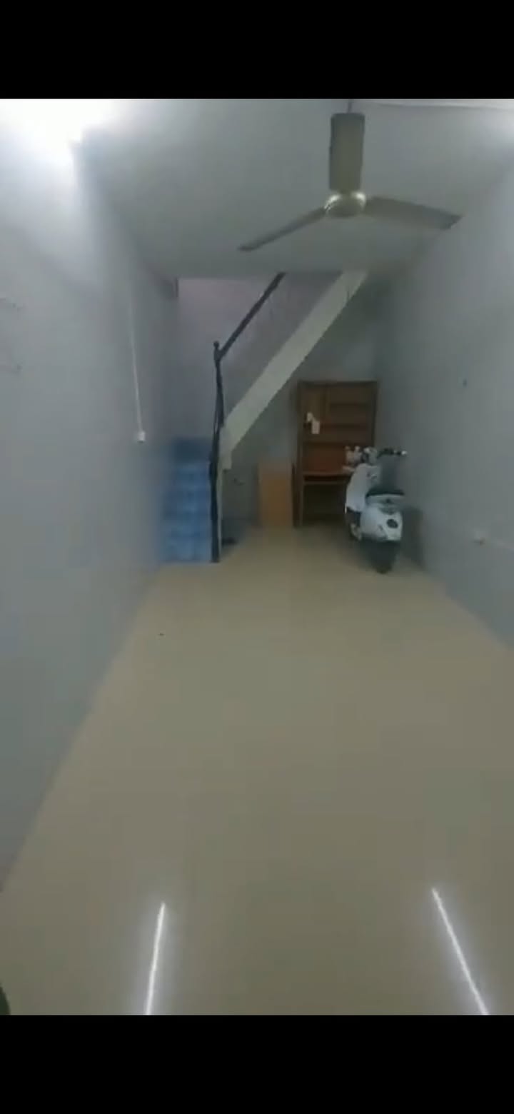 Nhà nguyên căn cho thuê tại Ngõ 41 Đại La, 30m² giá 8.5 triệu - Gần trường Bách Khoa!